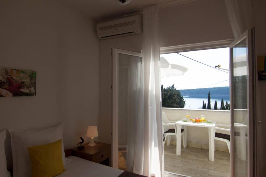 Sea View Room With Kitchen, Balcony&Air Condition Barbat na Rabu Kültér fotó